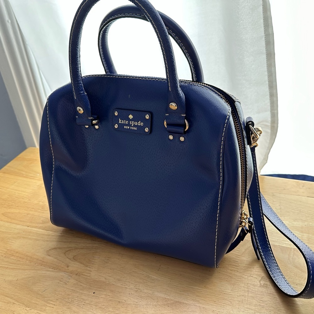 Kate Spade Alessa Satchel Purse w/ Removable Strap - Picture 3 of 11